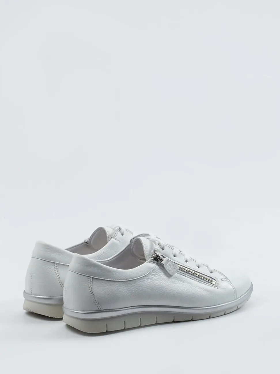 Christian Dietz – Sneaker aus Kalbleder in Weiß