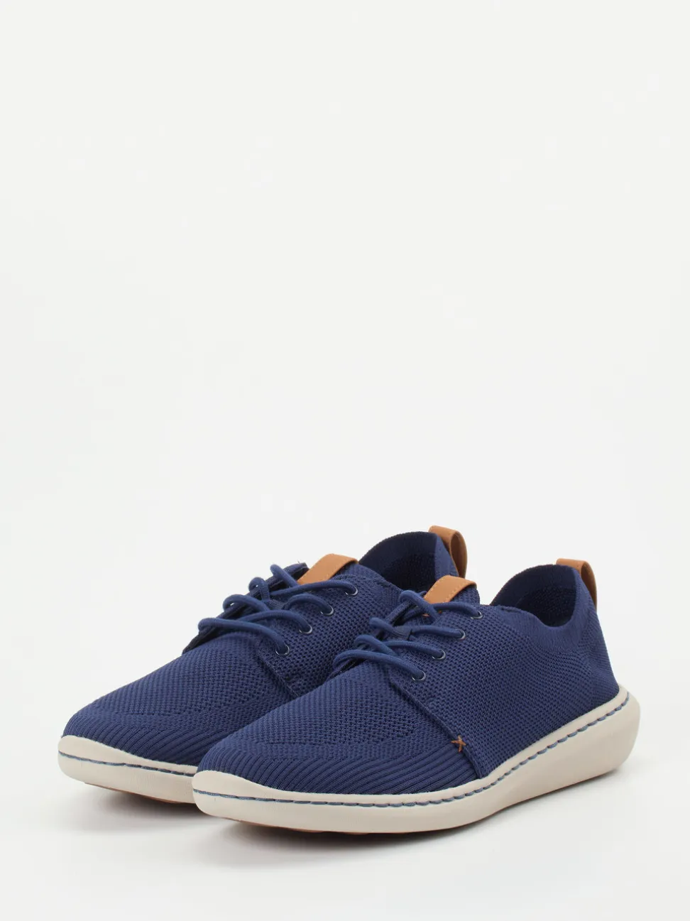 Clarks – Freizeitsneaker aus Textil in Marineblau