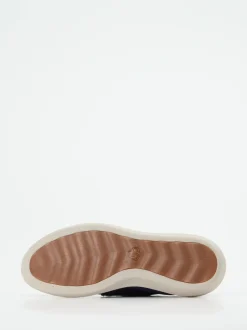 Clarks – Freizeitsneaker aus Textil in Marineblau