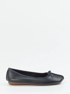 Clarks – Komfort-Ballerinas aus Kalbleder dunkelblau