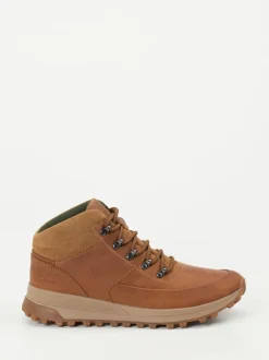 Clarks – Outdoor-Boots aus Fettleder in Rostbraun