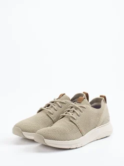 Clarks – Sneaker aus Stricktextil in Sandbeige