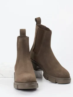 Copenhagen – Chelsea Boots aus Nubukleder braun
