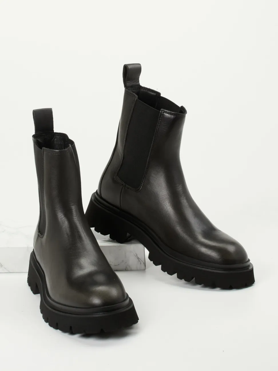 Copenhagen – Chelsea Boots aus Kalbleder schwarz