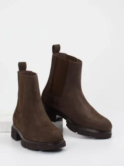 Copenhagen – Chelsea Boots aus Nubukleder dunkelbraun