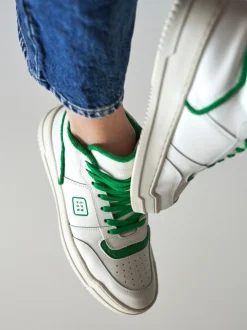 Copenhagen – Mid-Top Sneaker aus Kalbleder Weiß