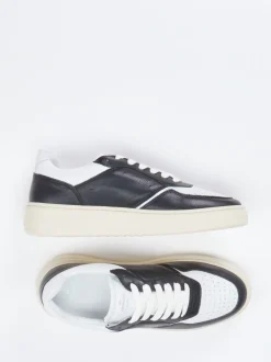 Copenhagen – Sneaker aus Kalbleder in Schwarz-Weiß