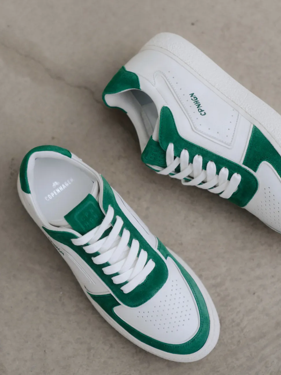Copenhagen – Sneaker aus Kalbleder in Weiß-Grün