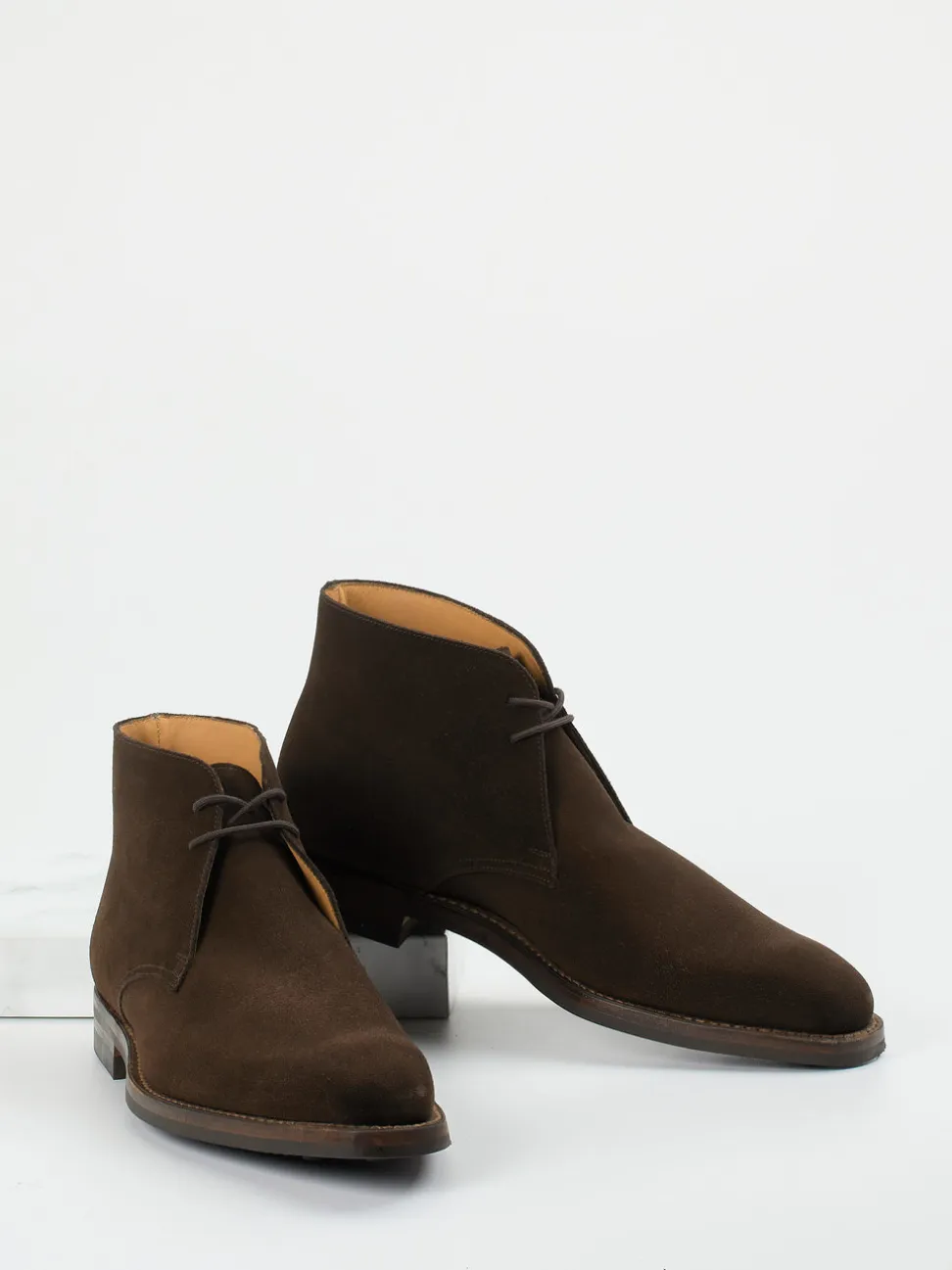 Crockett & Jones – Desert Boots aus Veloursleder Dunkelbraun
