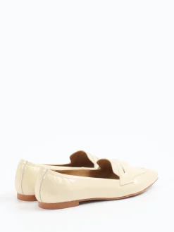 Di Lauro – Loafer aus Lackleder in Cremebeige