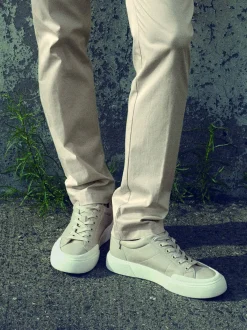 Digel – Sneaker aus Veloursleder in Grau