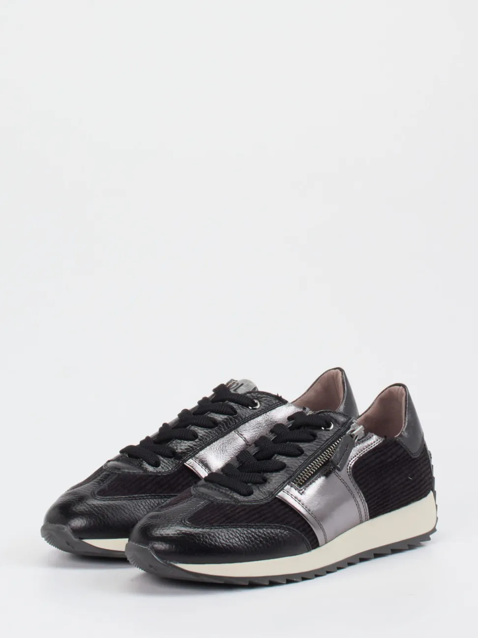 DL Sport – Sneaker aus Kalbleder mit Metallic-Details