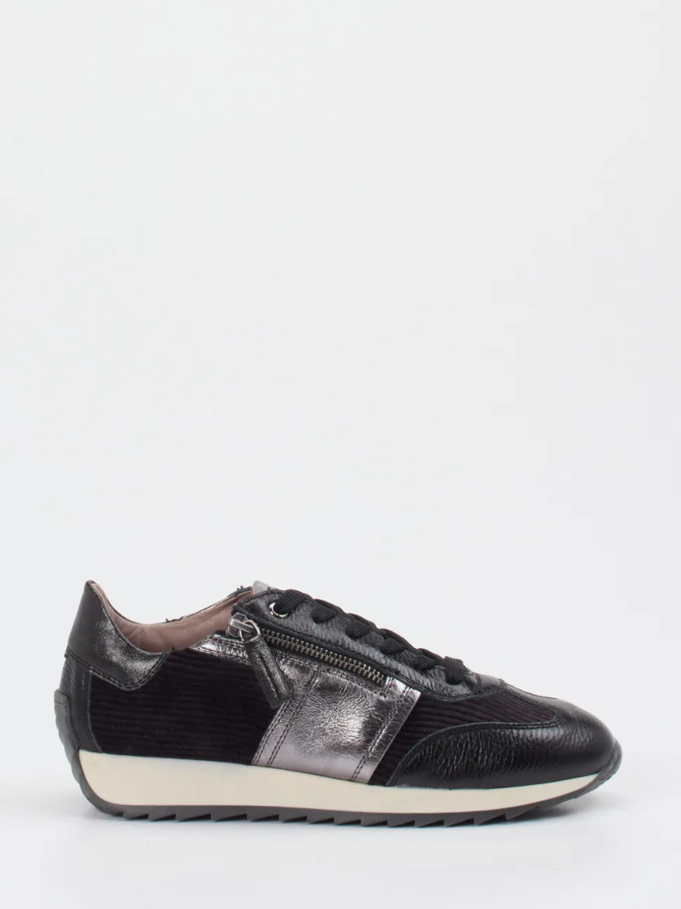 DL Sport – Sneaker aus Kalbleder mit Metallic-Details
