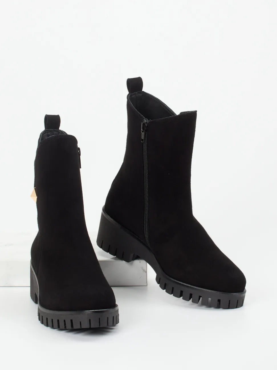 Donna Carolina – Stiefelette aus Veloursleder schwarz