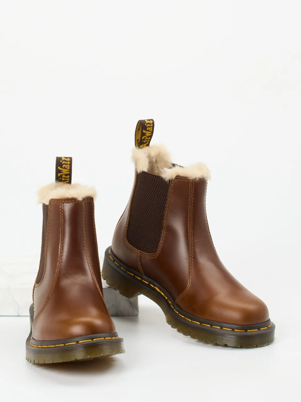 Dr. Martens – Chelsea Boots aus Kalbleder braun