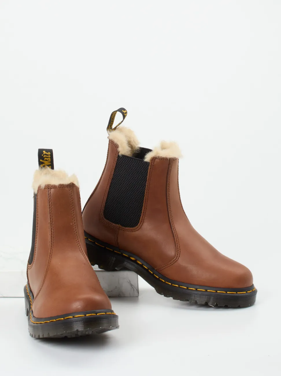 Dr. Martens – Chelsea Boots aus Kalbleder braun