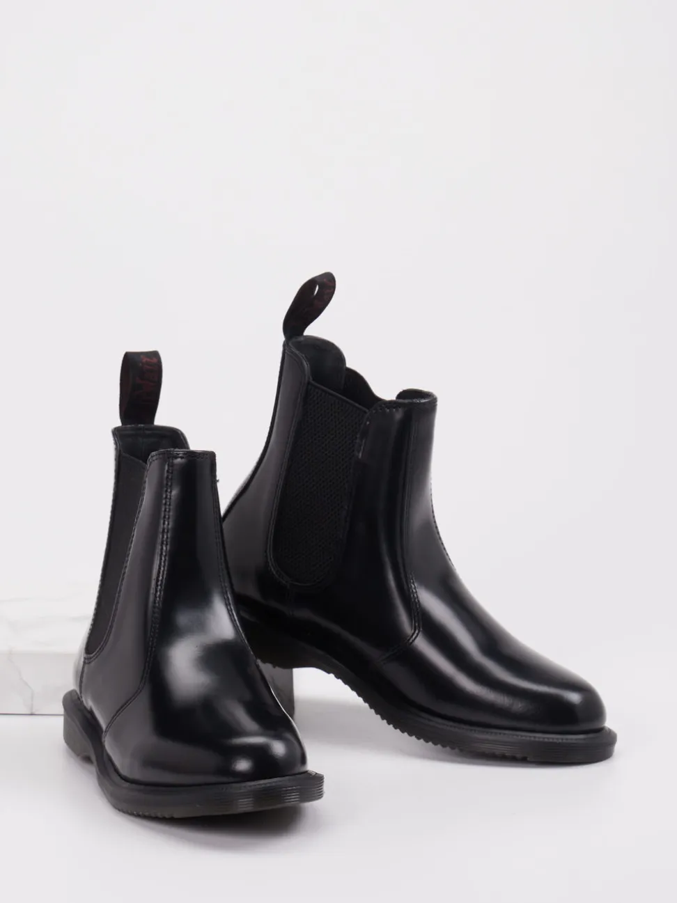 Dr. Martens – Chelsea Boots aus Kalbleder Schwarz