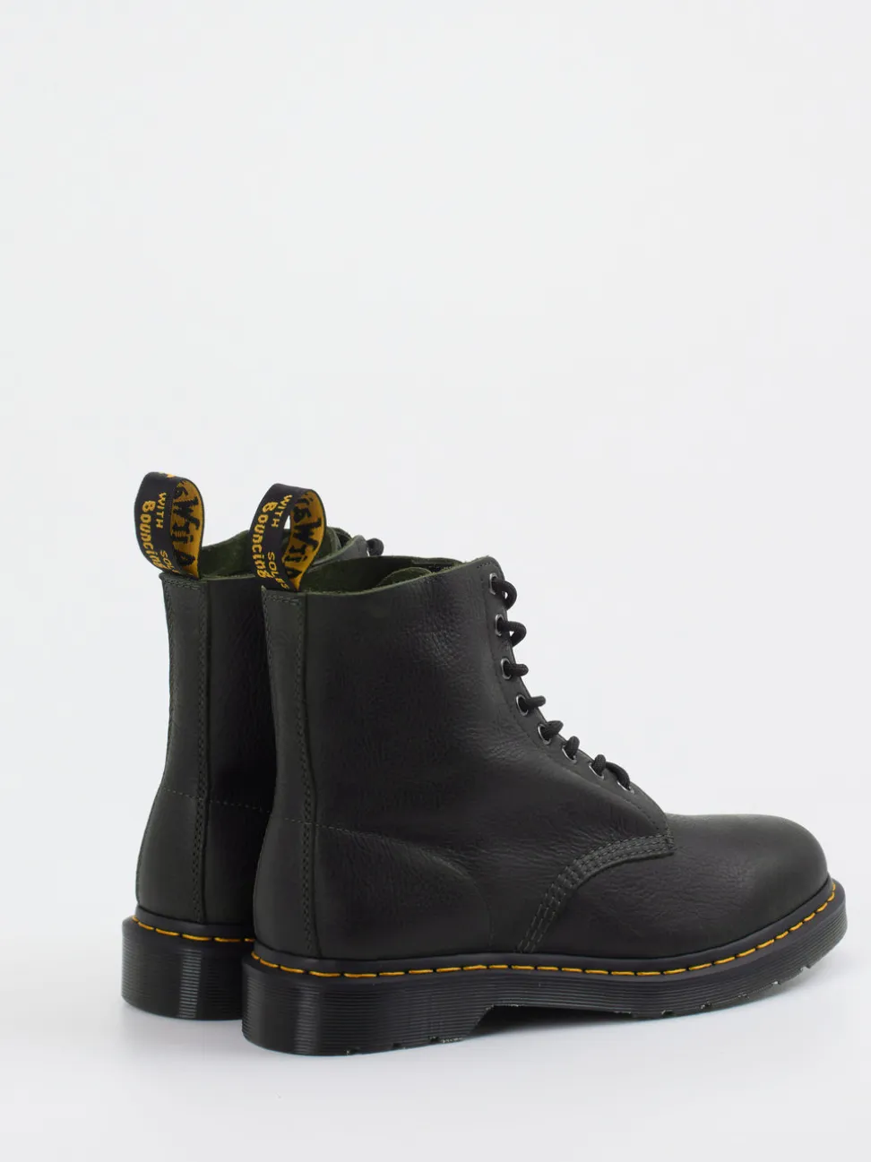 Dr. Martens – Combat Boots aus Kalbleder tiefschwarz
