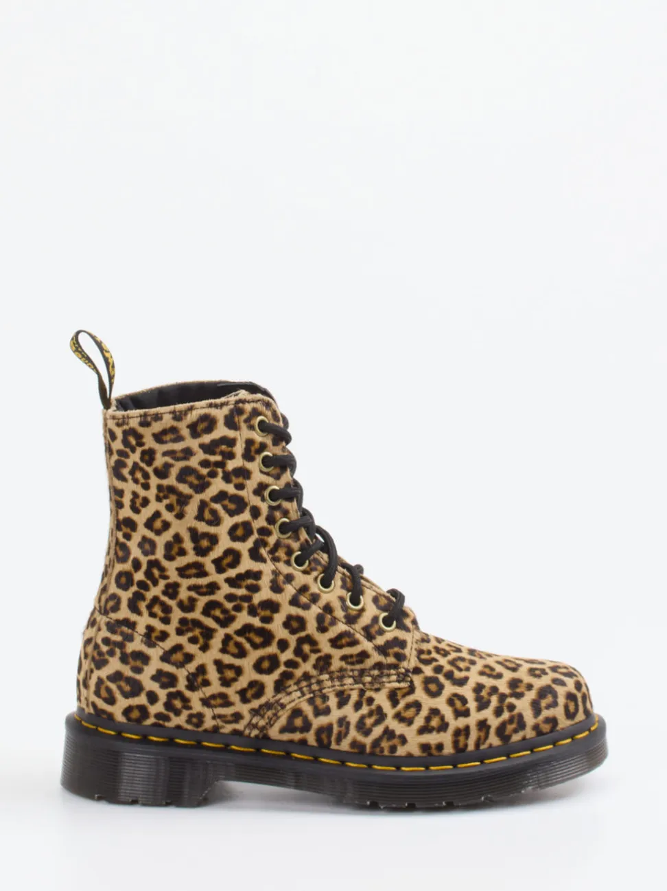 Dr. Martens – Schnürboots aus Fellimitat Leoprint