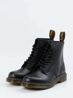 Dr. Martens – Schnürboots aus Kalbleder Schwarz