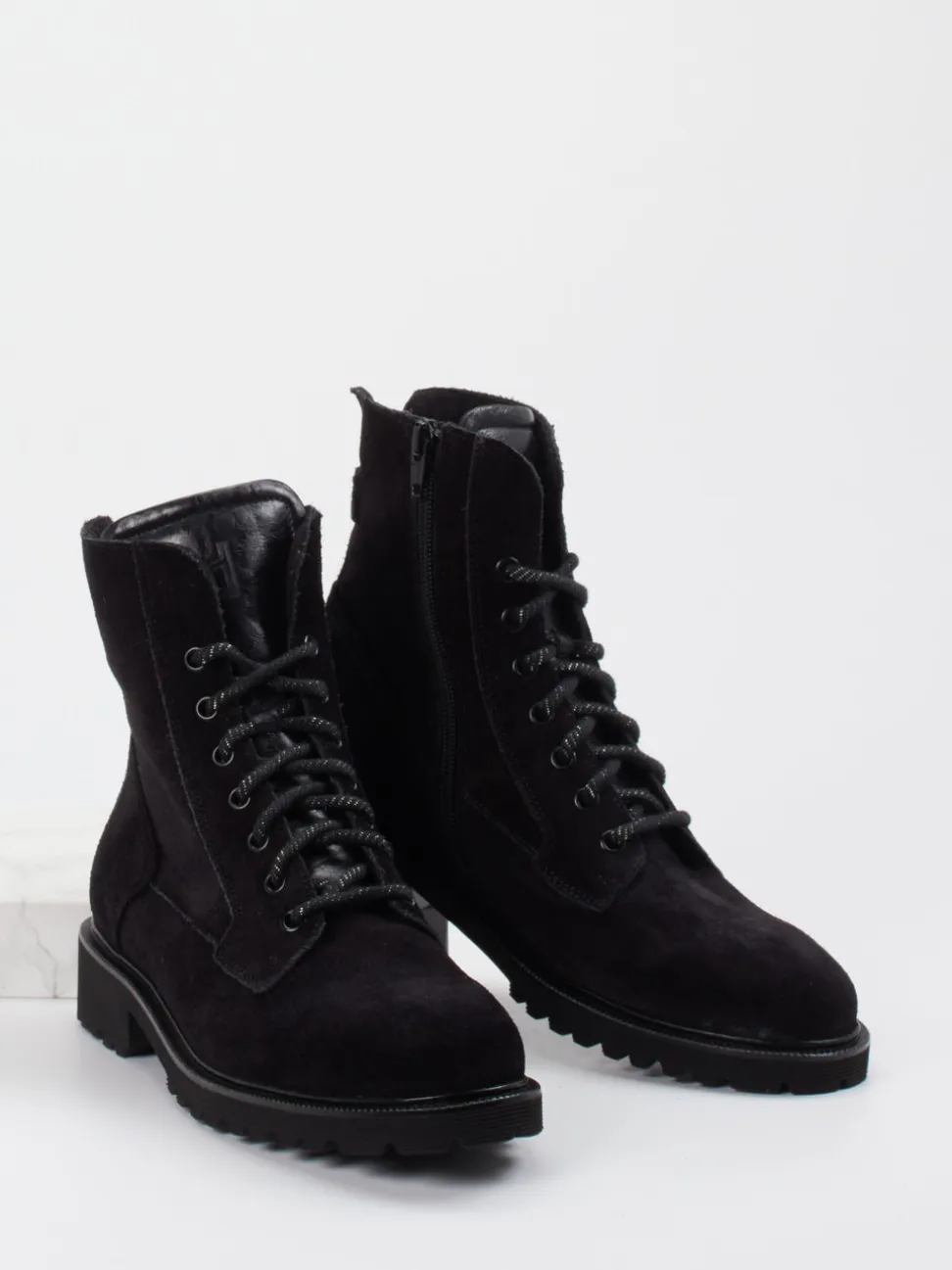Durea – Schnürboots aus Veloursleder schwarz