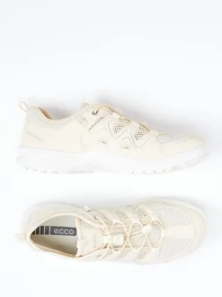 Ecco – Outdoor-Sneaker aus Mesh und Synthetik beige