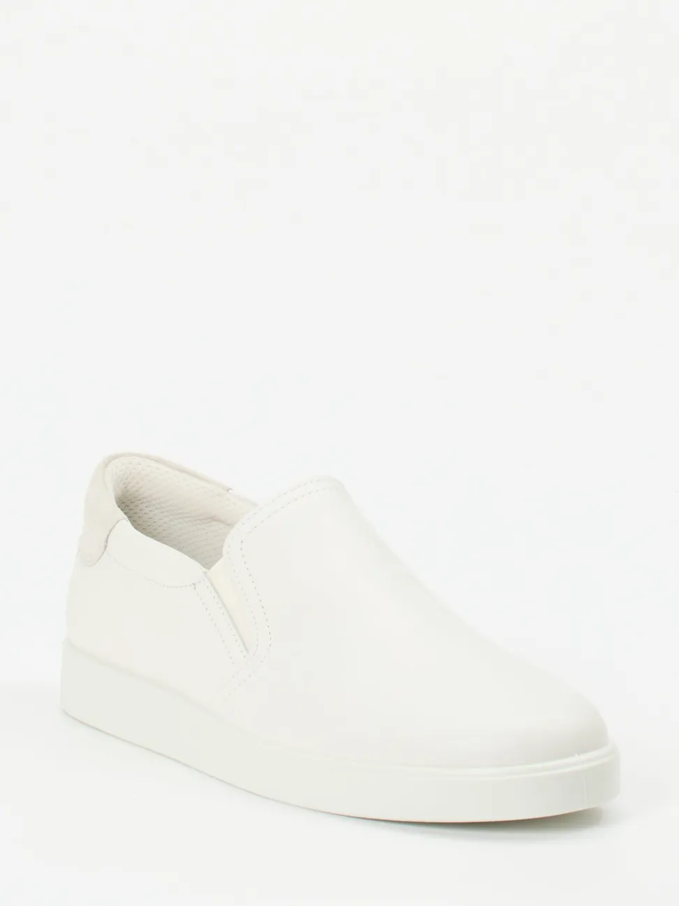 Ecco – Slip-On Sneaker aus Kalbleder Offwhite