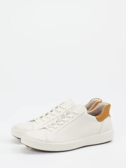 Ecco – Sneaker aus Glattleder Offwhite
