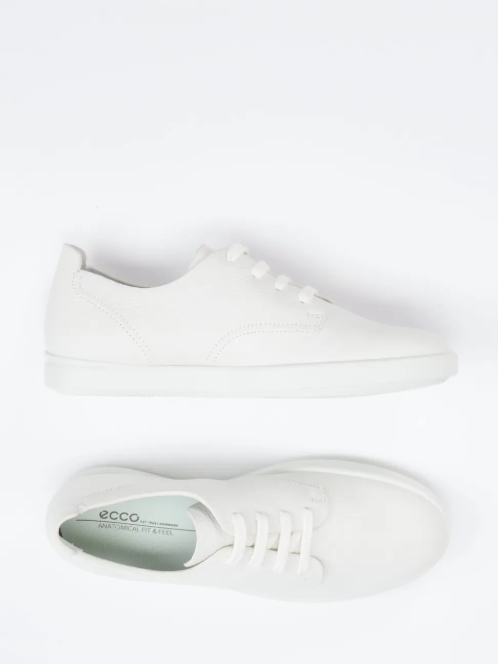 Ecco – Sneaker aus Kalbleder in Elfenbeinweiß