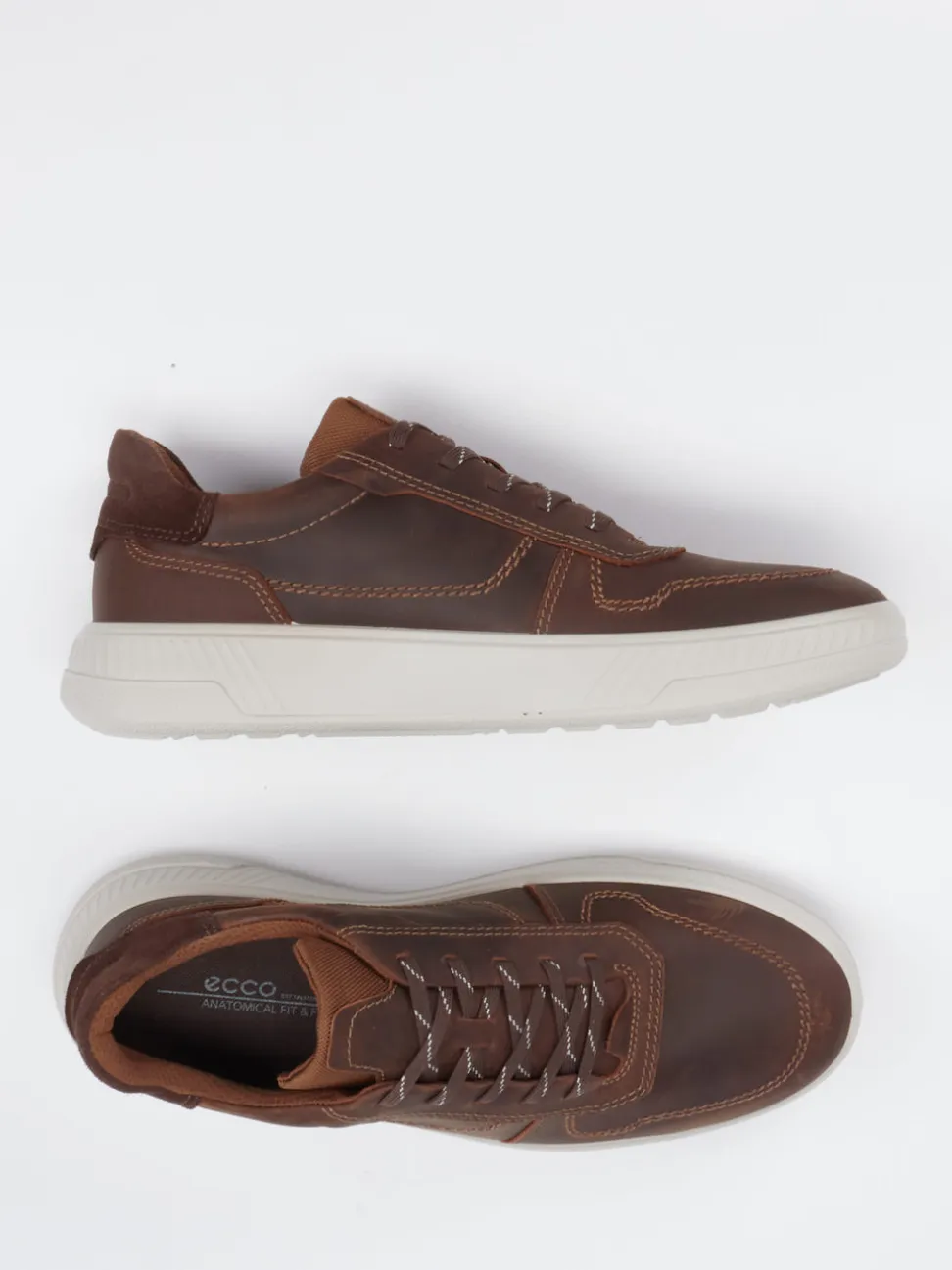 Ecco – Sneaker aus Kalbleder in Dunkelbraun