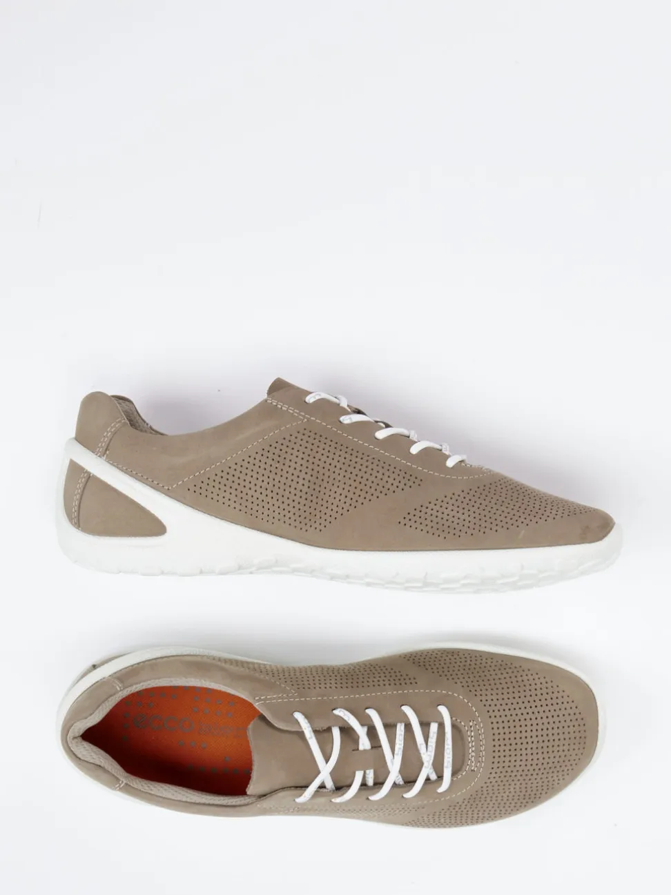 Ecco – Sneaker aus Nubukleder in Taupe