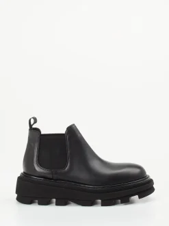Elena Iachi – Chelsea Boots aus Kalbleder Schwarz