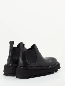 Elena Iachi – Chelsea Boots aus Kalbleder Schwarz