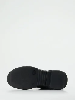 Elena Iachi – Plateau-Stiefelette aus Kalbleder Schwarz