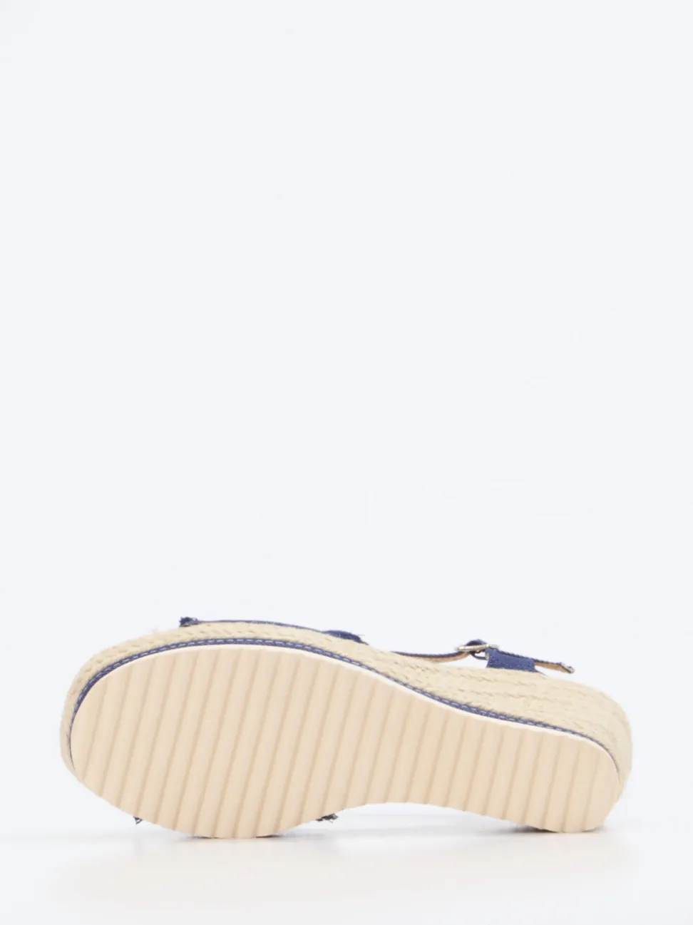 Ella Cruz – Keilsandaletten aus Denim und Jute