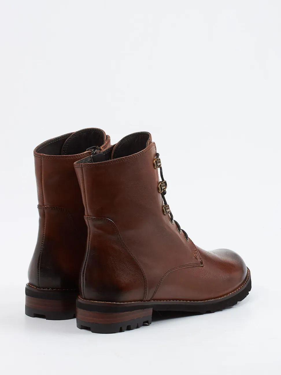 Everybody – Schnürboots aus Kalbleder mittelbraun
