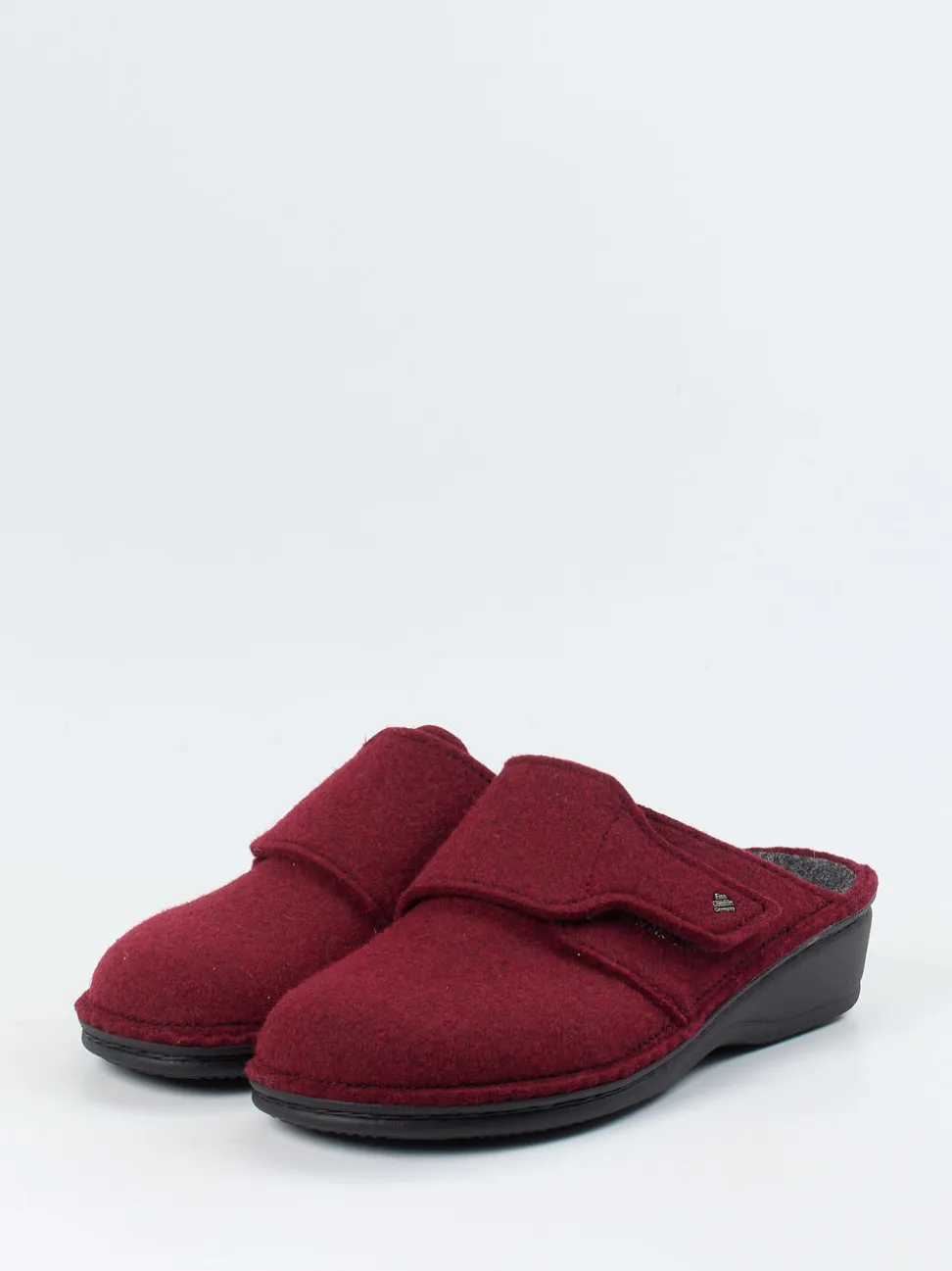 Finn Comfort – Damen-Pantoffeln aus Wollfilz dunkelrot