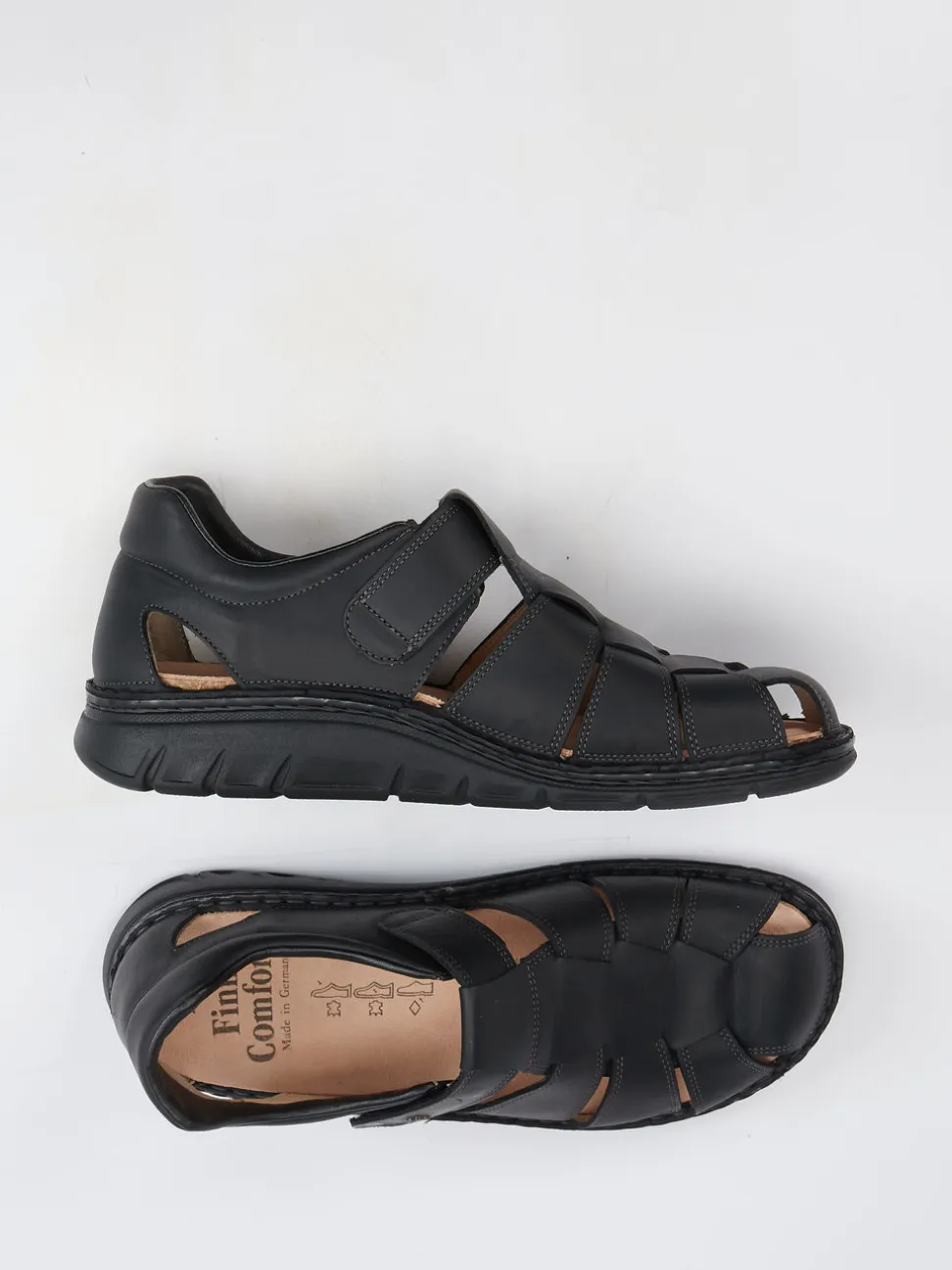 Finn Comfort – Klettsandale aus Fettleder schwarz