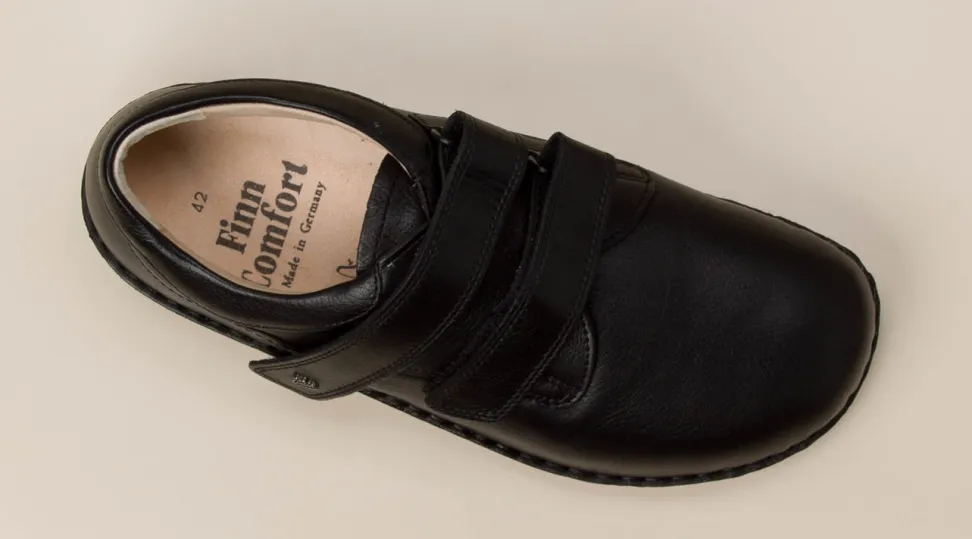 Finn Comfort – Klettschuhe aus Kalbleder Schwarz