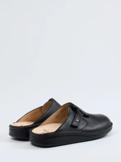Finn Comfort – Komfort-Pantolette aus Kalbleder Schwarz