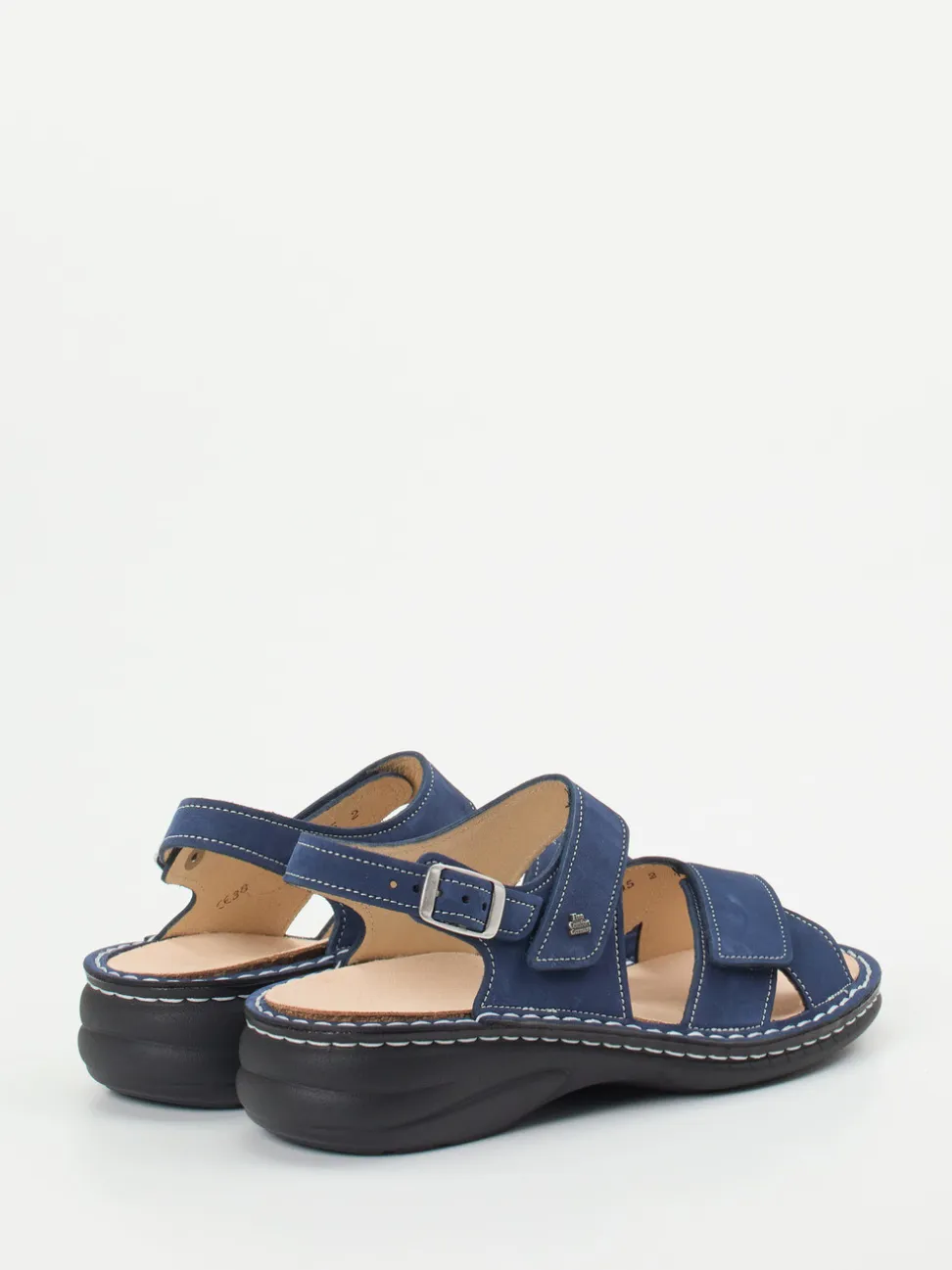 Finn Comfort – Komfortsandale aus Nubukleder Marineblau