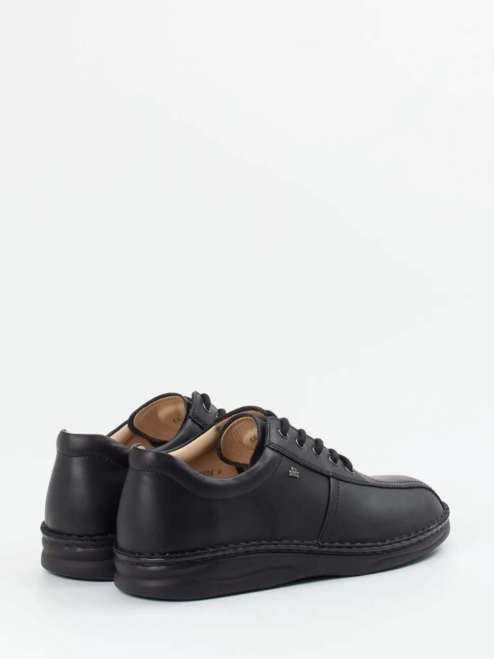 Finn Comfort – Komfort-Schnürschuh aus Kalbleder schwarz