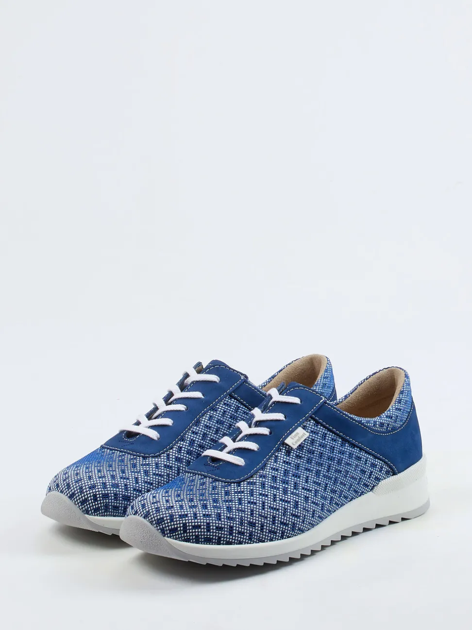 Finn Comfort – Komfort-Sneaker aus Textil in Kobaltblau