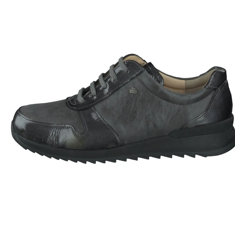 Finn Comfort – Komfort-Sneaker aus Lackleder grau