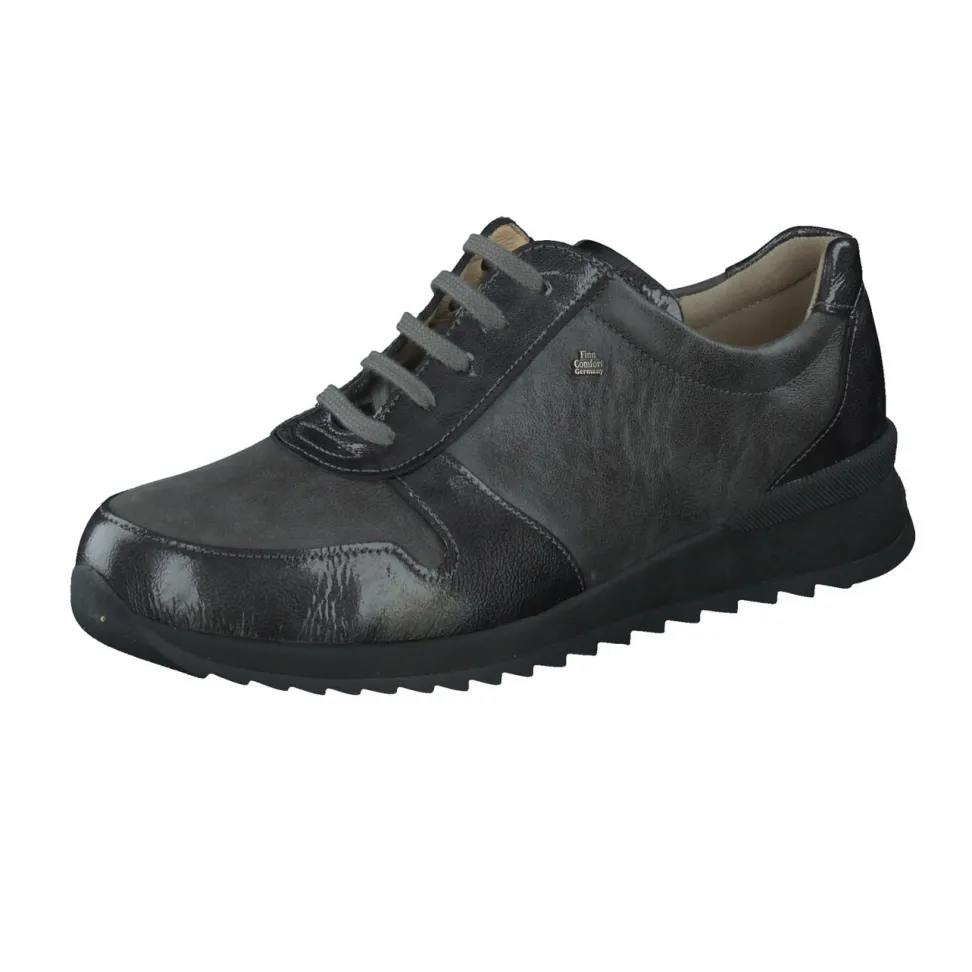 Finn Comfort – Komfort-Sneaker aus Lackleder grau