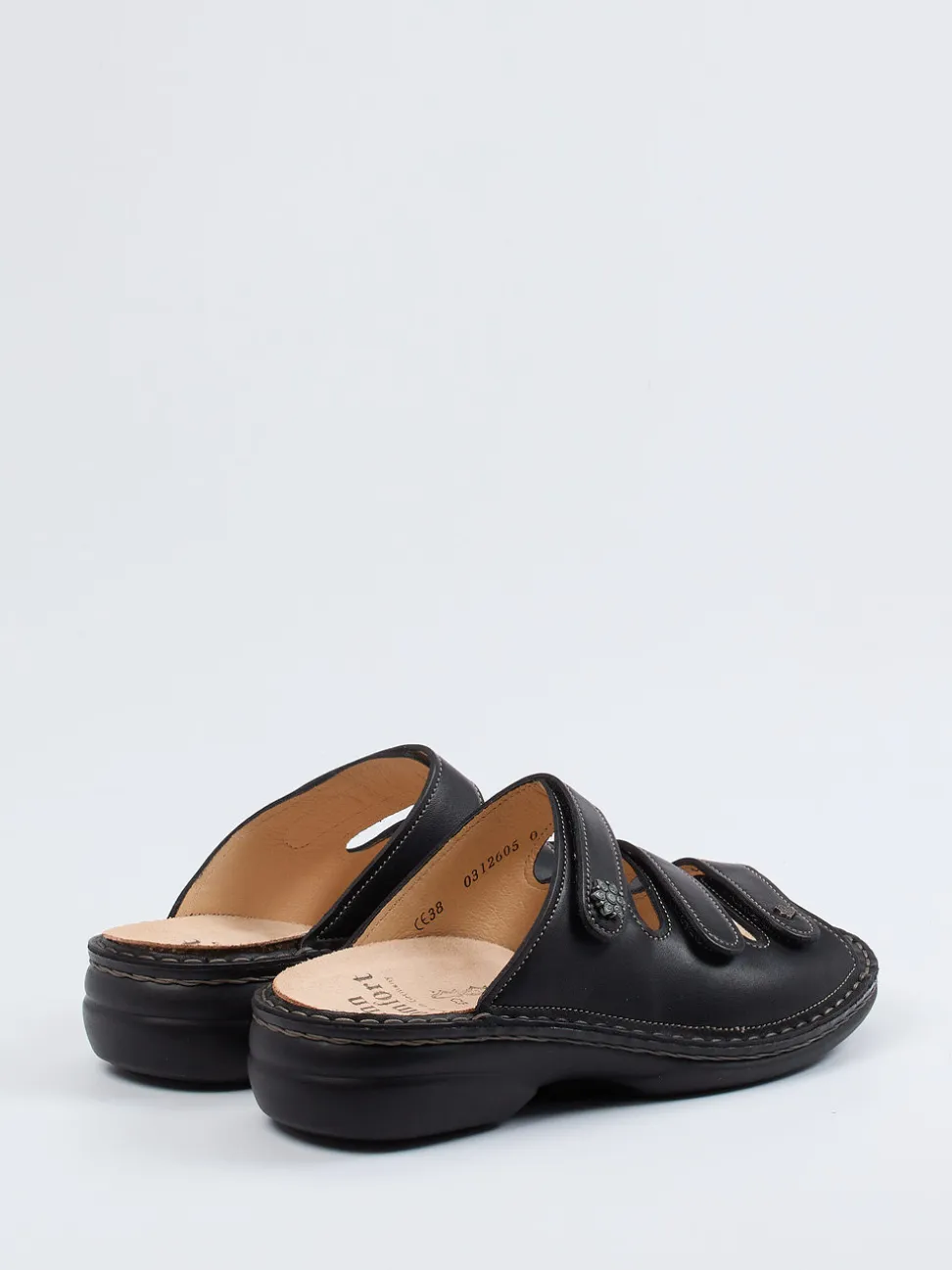Finn Comfort – Pantolette aus Kalbleder schwarz