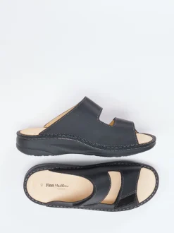 Finn Comfort – Pantolette aus Fettleder schwarz