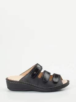 Finn Comfort – Pantolette aus Lackleder Schwarz