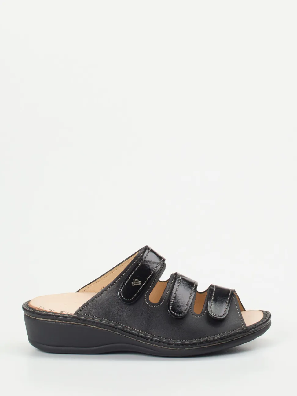 Finn Comfort – Pantolette aus Lackleder Schwarz