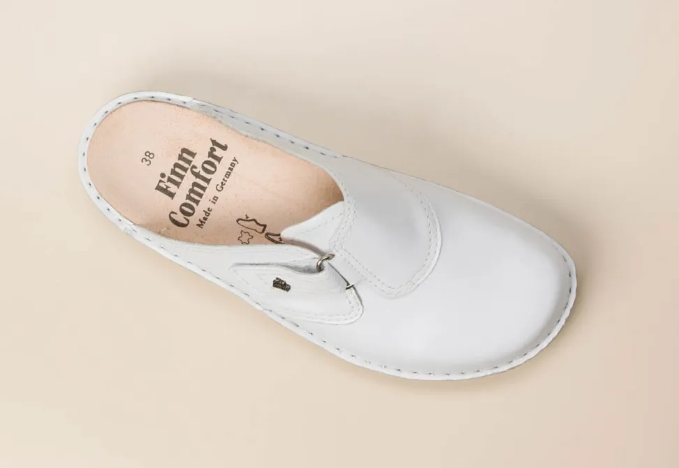 Finn Comfort – Pantolette aus Kalbleder weiß